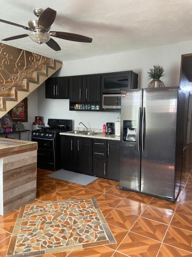 Large 4 Bedroom Home With Gated Parking Puerto Peñasco Dış mekan fotoğraf