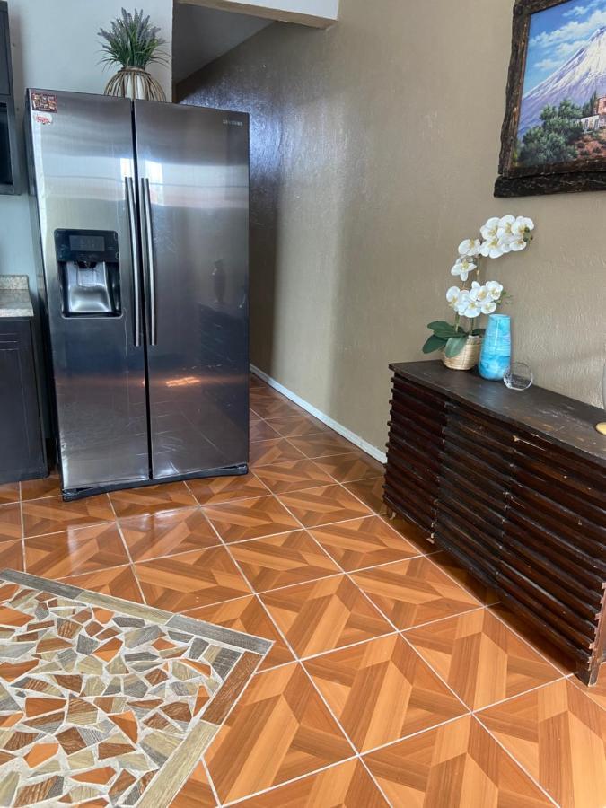 Large 4 Bedroom Home With Gated Parking Puerto Peñasco Dış mekan fotoğraf